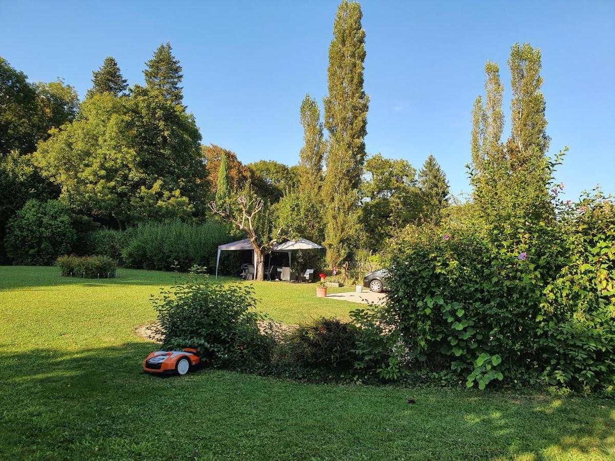 Le Parc De Jeanne Voiteur