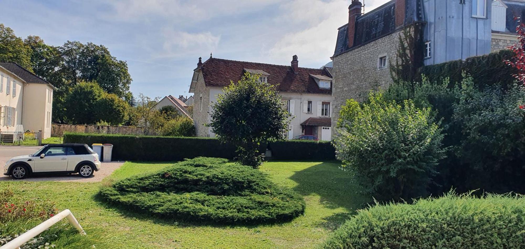 Le Parc De Jeanne Voiteur