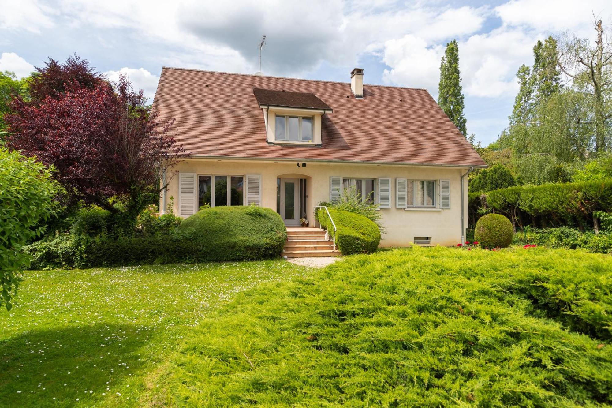 Holiday home Le Parc De Jeanne Voiteur